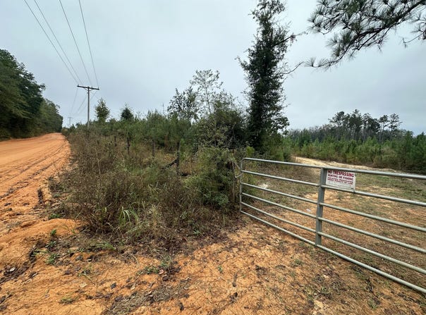 B, D1 & D2 Millside Road, Laurel Hill, FL 32567