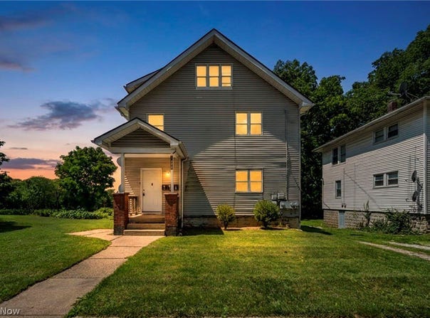 1288 Pondview Avenue, Akron, OH 44305