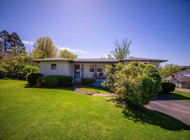 457 Kiwanis Avenue, Morgantown, WV 26505