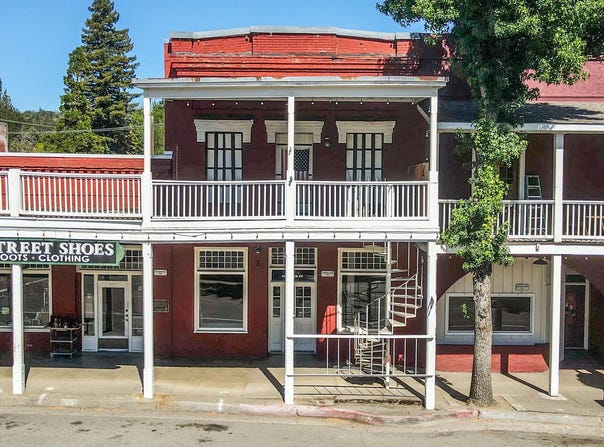525 Main Street, Weaverville, CA 96093