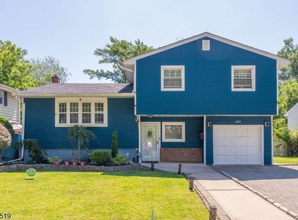 463 W 6Th Ave, Roselle Boro, NJ 07203-2447