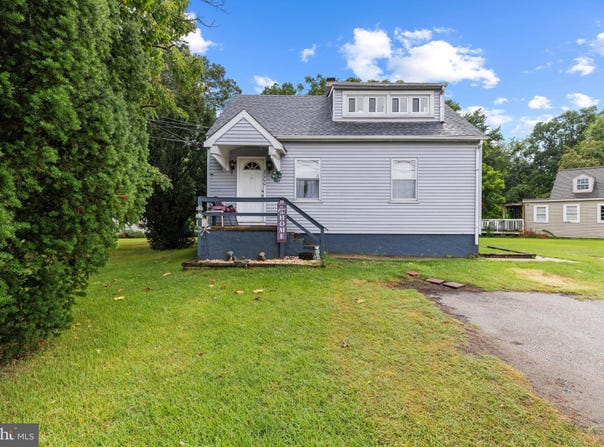 8000 FORT SMALLWOOD ROAD, BALTIMORE, MD 21226