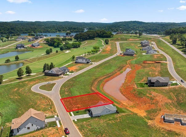 440 Black Bear Circle, Loudon, TN 37774