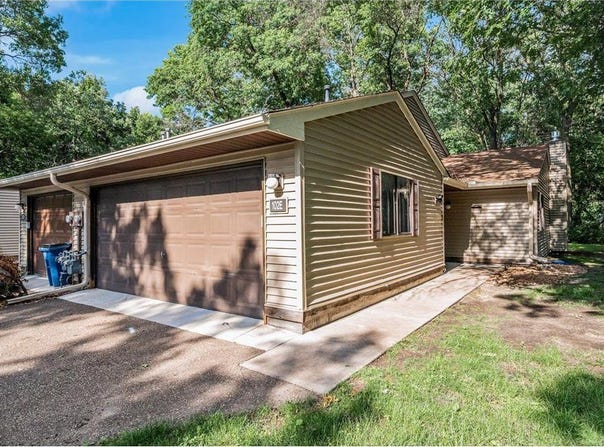 102 South Drive, Circle Pines, MN 55014