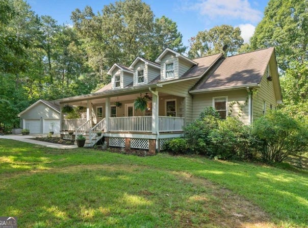 194 Deerfield, Dahlonega, GA 30533
