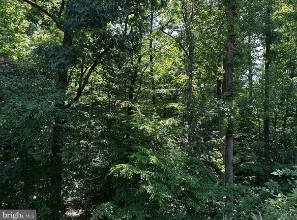 17201 INTERSTATE Drive, DUMFRIES, VA 22026