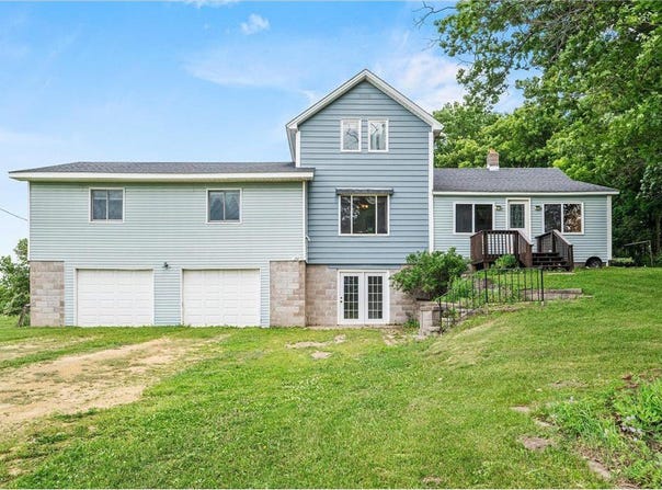 3070 County Road E, Springfield Twp, WI 54013