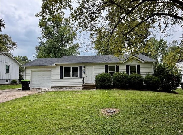 213 Park Avenue, Belton, MO 64012