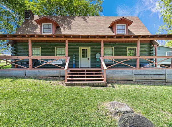111 Inwood, Avinger, TX 75630