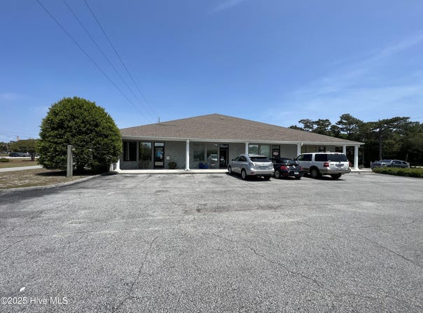 8752 Reed Drive, Emerald Isle, NC 28594