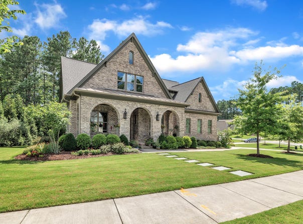 2203 Meadowcreek Drive, Durham, NC 27705