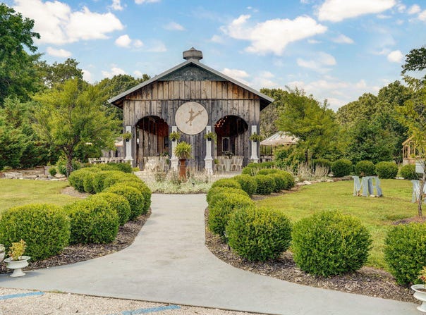 149 State Highway H, Chadwick, MO 65629