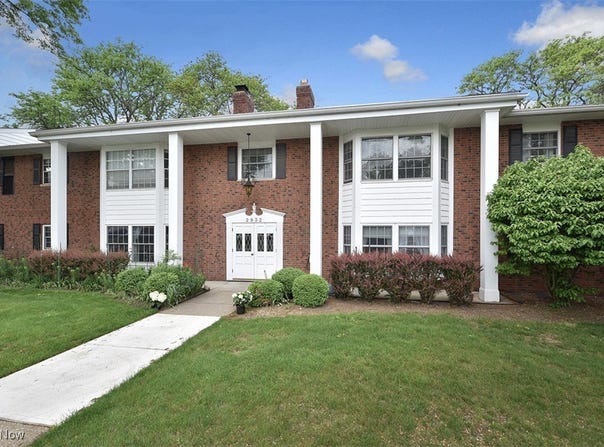 2932 Pease Drive unit: 210, Rocky River, OH 44116