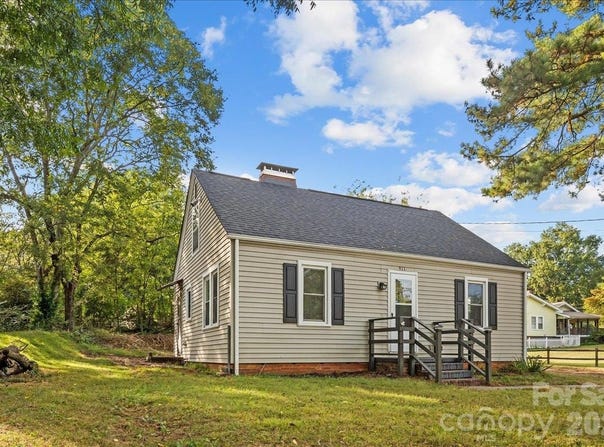 911 Carolina Avenue, Albemarle, NC 28001