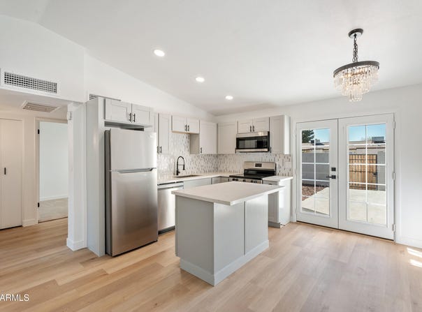 3646 N 69TH Avenue, Phoenix, AZ 85033