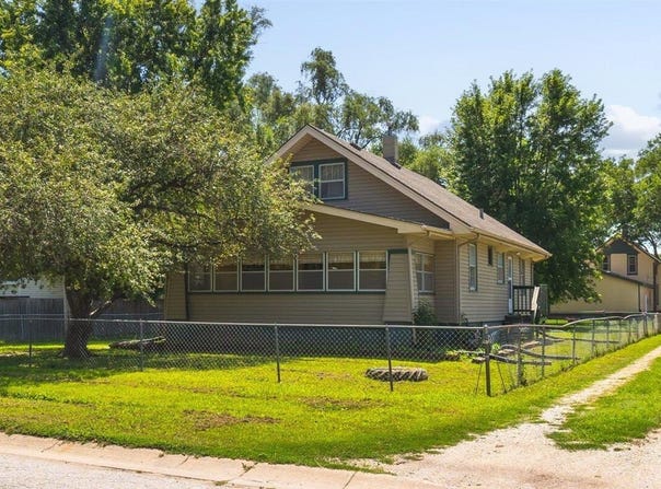 815 18TH Avenue, COUNCIL BLUFFS, IA 51501