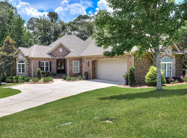 271 Golden Oak Drive, Aiken, SC 29803
