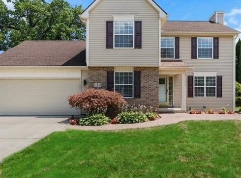 130 Glenwood Drive, Walled Lake, MI 48390