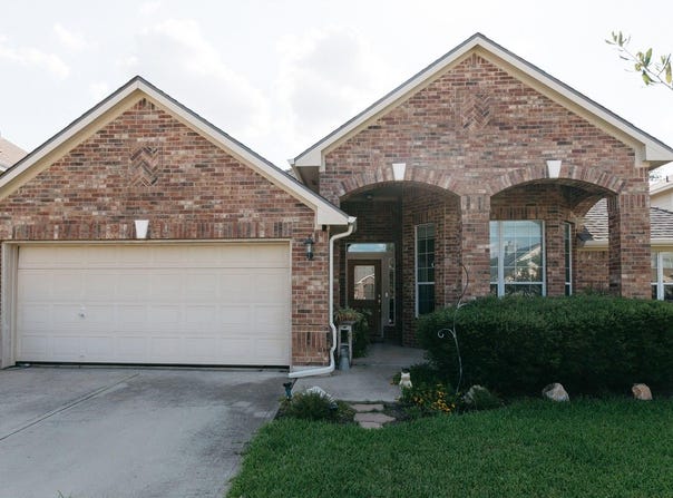 1801 Vintage Dr, Leander, TX 78641