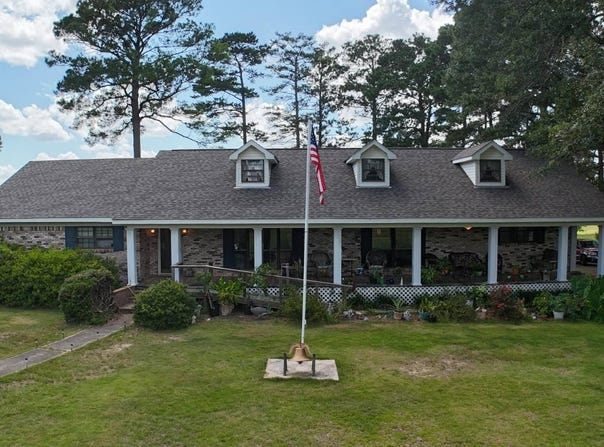 2706 Perry's Chapel Rd, Gainestown, AL 36540