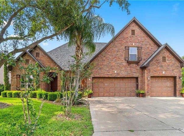 109 Palm Valley Circle, Harlingen, TX 78552