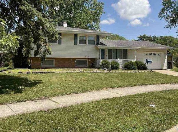 18917 Lorenz Avenue, Lansing, IL 60438