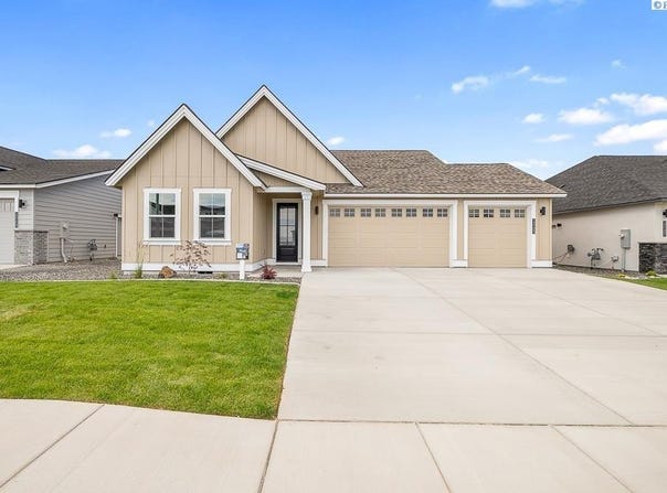 12105 Dunsmuir Dr., Pasco, WA 99301