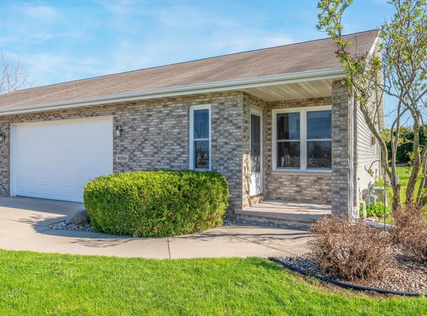 W5769 SKIPPERS Lane, APPLETON, WI 54915-8772