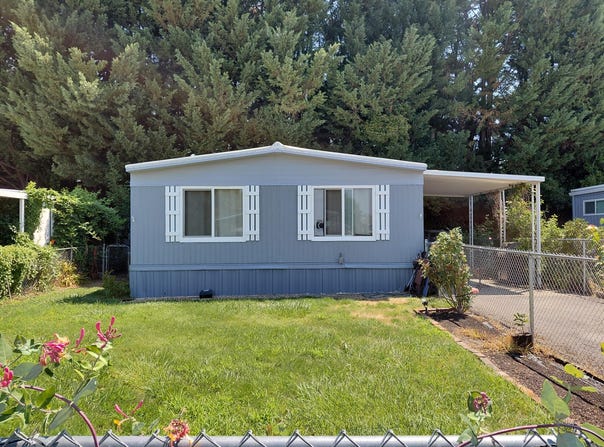 224 Chestnut Lane, Grants Pass, OR 97526