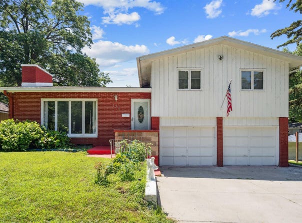 122 Maryland Avenue, Waterloo, IA 50701