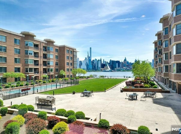 20 Ave At Port Imperial 217, West New York, NJ 07093