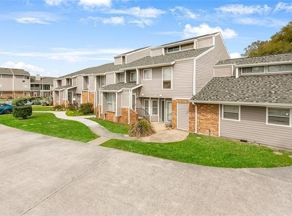 247 AVANT GARDE Circle, Kenner, LA 70065