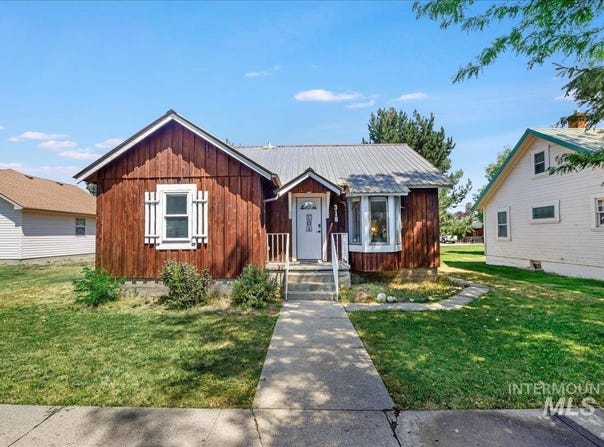 318 Nevada Street, Gooding, ID 83330