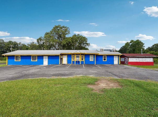 15 Everett Springs, Calhoun, GA 30701