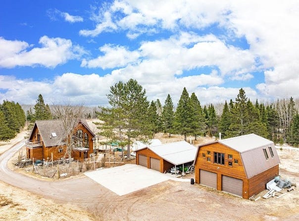 3213 E Alger Grade, Two Harbors, MN 55616