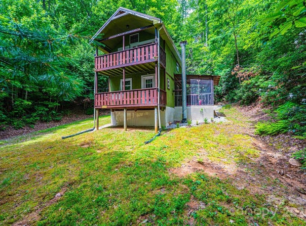 4462 Maple Grove Church Road, Collettsville, NC 28611