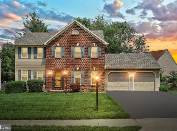 45 BUCKINGHAM DRIVE, RED LION, PA 17356