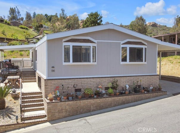 24425 Woolsey Canyon Road, West Hills, CA 91304