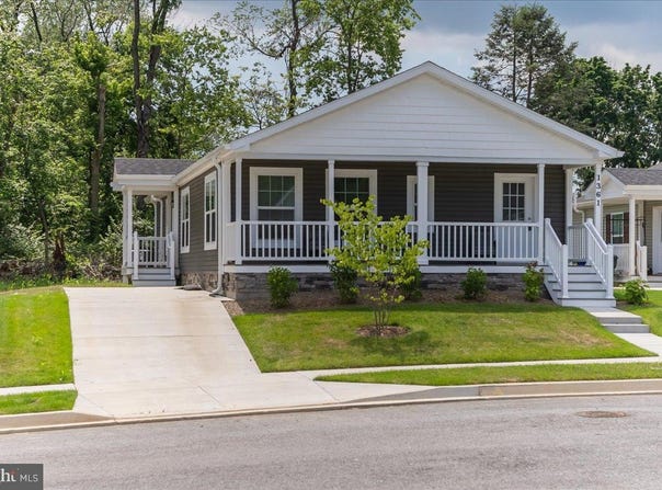 1361 CONNECTICUT AVENUE, HAGERSTOWN, MD 21740