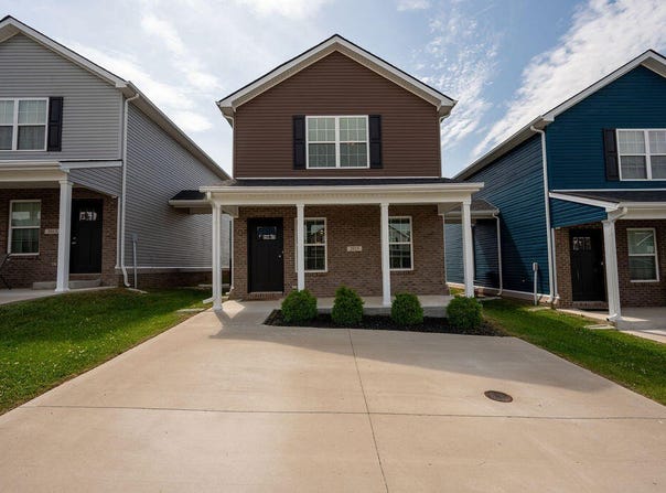 2015 Dolly Drive, Richmond, KY 40475