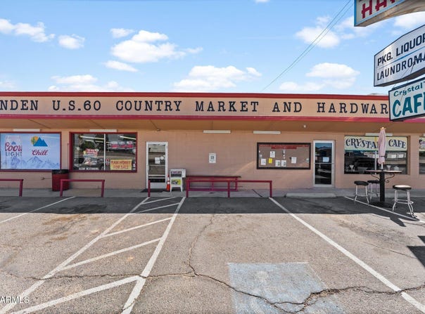 70916 US-60 --, Wenden, AZ 85357