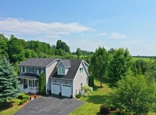 79 Butler Drive, South Burlington, VT 05403