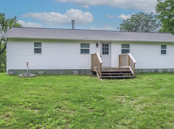 640 Snake Ridge Road, Sharpsburg, KY 40374