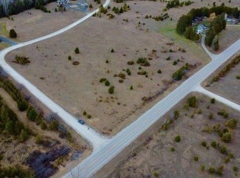 LAUREL Lane, BAILEYS HARBOR, WI 54202
