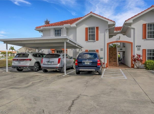 1018 SE 38th Street, Cape Coral, FL 33904