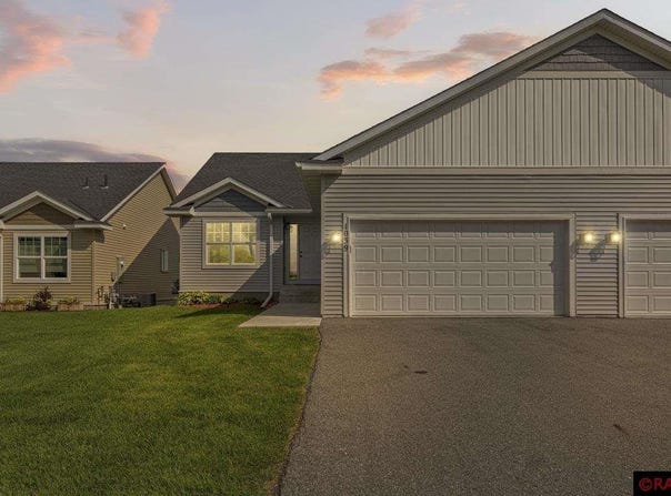 1039 Sakatah Court, Madison Lake, MN 56063