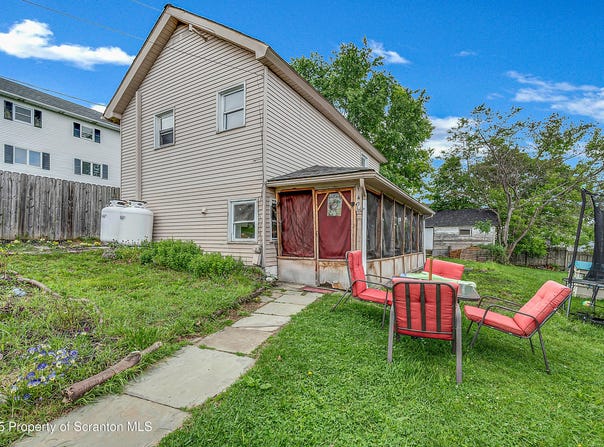 140 Center Street, Forest City, PA 18421