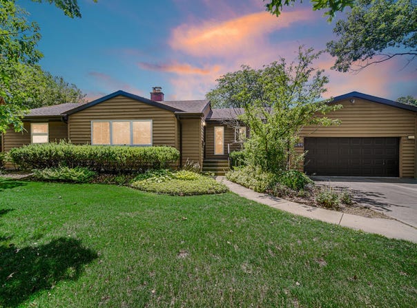 7249 W 109th Place, Worth, IL 60482