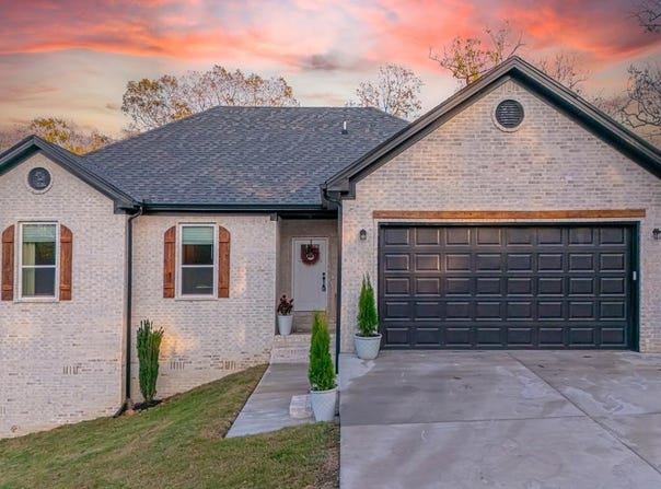 21 Gold Bear Lane, Cabot, AR 72023