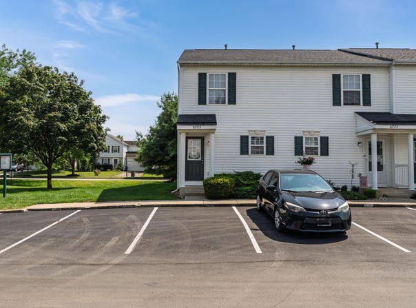 6725 Lagrange Drive, Canal Winchester, OH 43110